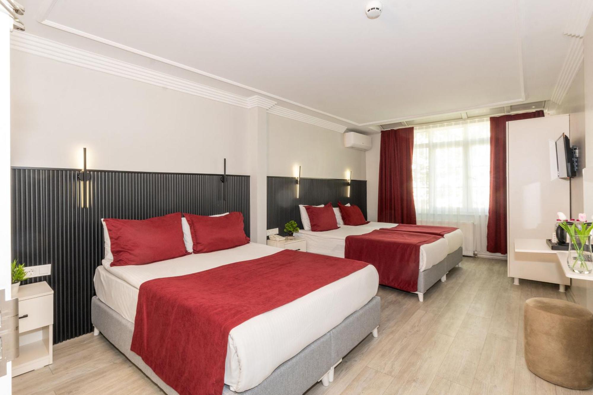 Istanbul Holiday Hotel Exterior photo