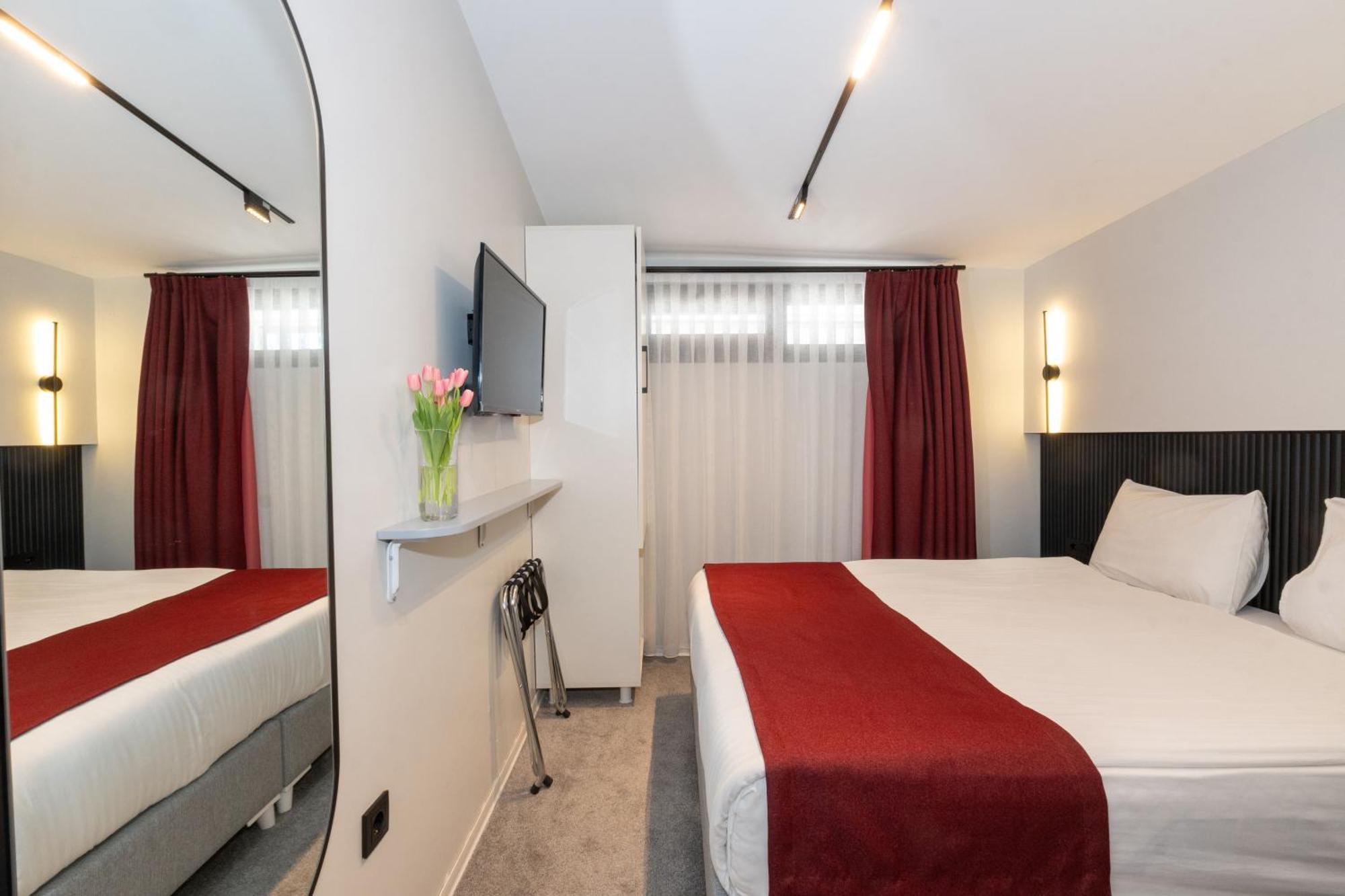 Istanbul Holiday Hotel Exterior photo